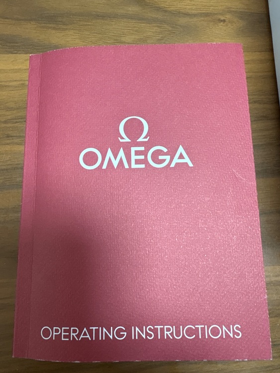 オメガ スピードマスター 8596490（高級時計）の商品画像 - 査定依頼日：2025年7月2日 - 最高査定価格：330,000円