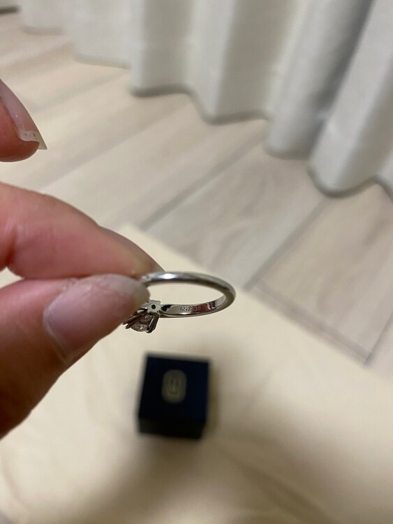 ハリーウィンストン　リング（宝石）の商品画像 - 査定依頼日：2023年12月17日 - 最高査定価格：1,400,000円