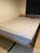 ウニコ　ダブルベッド（家具・寝具）の商品画像 - 査定依頼日：2024年12月11日 - 最高査定価格：4,500円