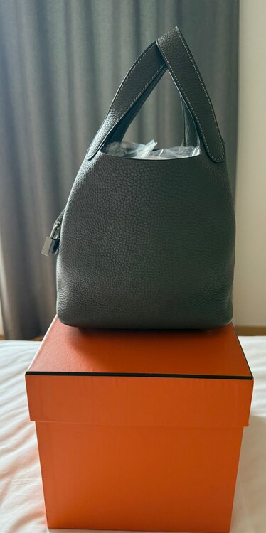 エルメス ピコタン （ブランドバッグ）の商品画像 - 査定依頼日：2025年5月28日 - 最高査定価格：450,000円