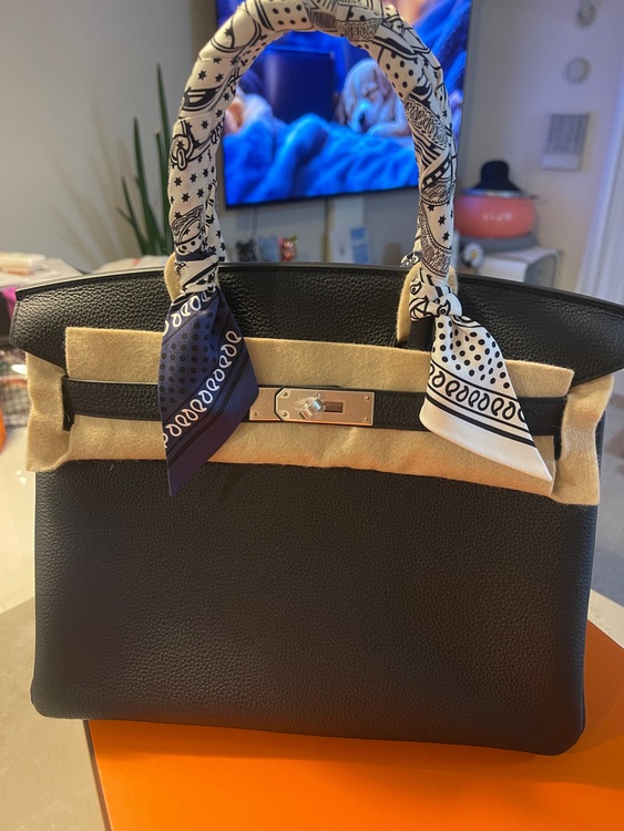 30サイズ（ブランドバッグ）の商品画像 - 査定依頼日：2025年7月3日 - 最高査定価格：2,800,000円