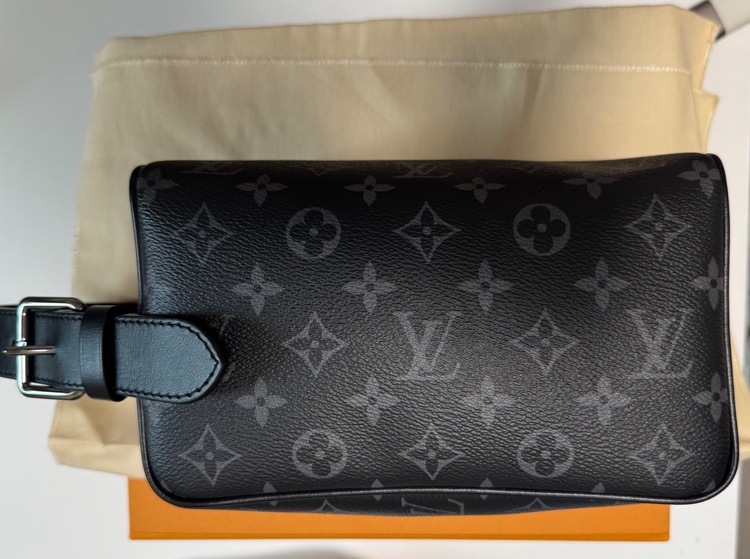 ルイヴィトン モノグラム （ブランドバッグ）の商品画像 - 査定依頼日：2025年6月4日 - 最高査定価格：130,000円