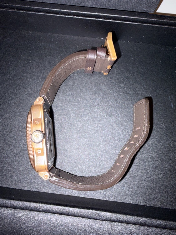 E98-RB6-6ZM（高級時計）の商品画像 - 査定依頼日：2026年2月10日 - 最高査定価格：240,000円