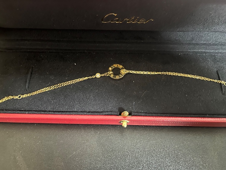 カルティエ ラブブレス ラブサークル ブレスレット（金・貴金属）の商品画像 - 査定依頼日：2026年4月1日 - 最高査定価格：250,000円
