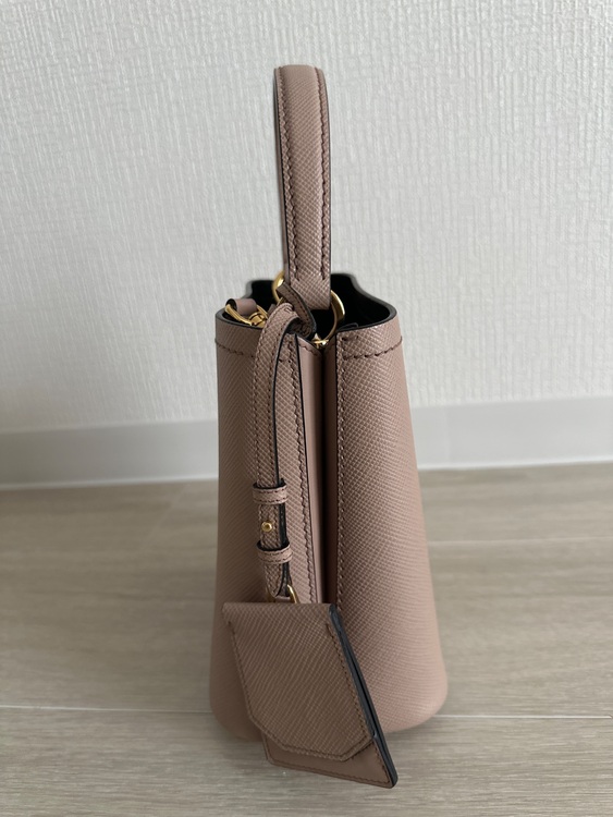 プラダ  （ブランドバッグ）の商品画像 - 査定依頼日：2025年9月22日 - 最高査定価格：150,000円