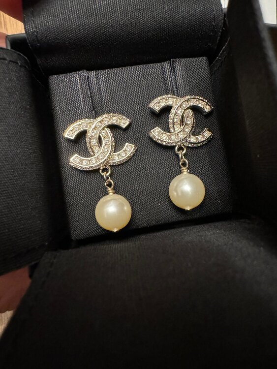 CHANELピアス A86506 Y09（宝石）の商品画像 - 査定依頼日：2024年2月29日 - 最高査定価格：80,000円