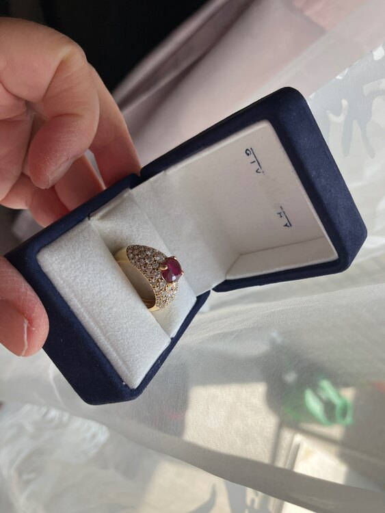 ジバンシー　指輪（金・貴金属）の商品画像 - 査定依頼日：2025年3月27日 - 最高査定価格：800,000円