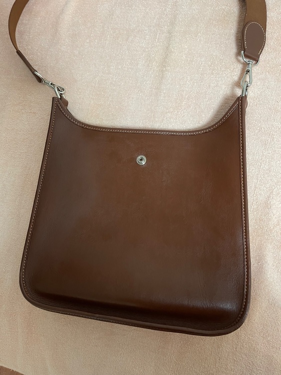 エブリン　茶色（ブランドバッグ）の商品画像 - 査定依頼日：2025年7月28日 - 最高査定価格：200,000円