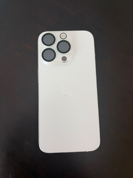 iPhone iPhone 15 Pro 128GB Softbank（スマホ）の商品画像 - 査定依頼日：2026年7月30日 - 最高査定価格：100,000円