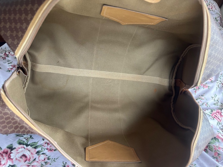 グッチ  （ブランドバッグ）の商品画像 - 査定依頼日：2026年3月31日 - 最高査定価格：30,000円