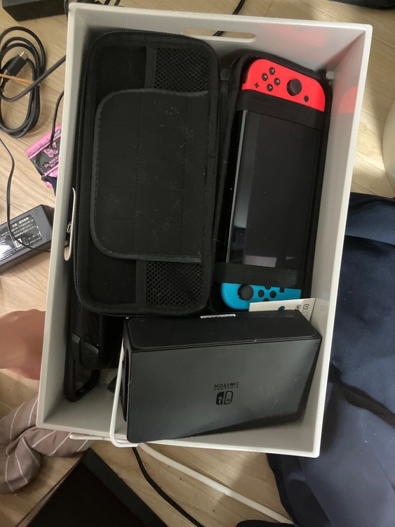 Switch（ゲーム機本体・ゲームソフト）の商品画像 - 査定依頼日：2026年4月22日 - 最高査定価格：15,000円