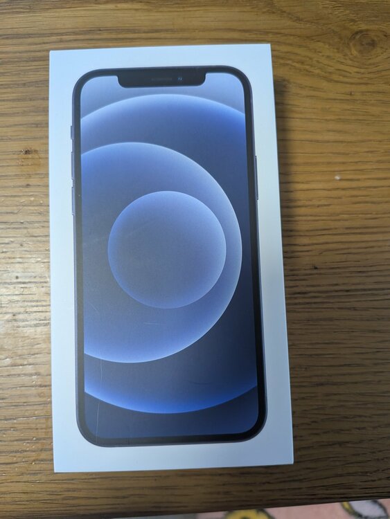 iPhone iPhone 12 64GB SIMフリー（スマホ）の商品画像 - 査定依頼日：2026年7月16日 - 最高査定価格：16,000円
