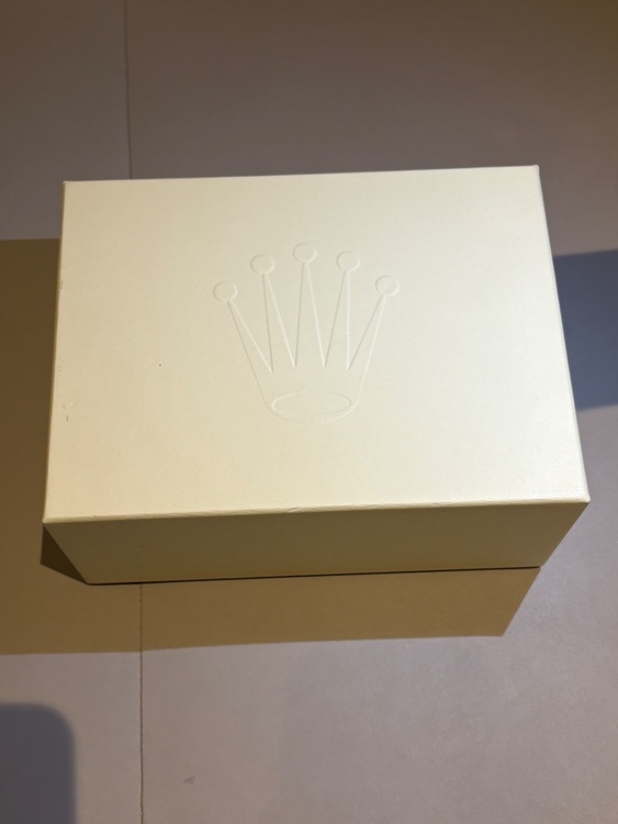 128235（高級時計）の商品画像 - 査定依頼日：2026年4月8日 - 最高査定価格：7,300,000円