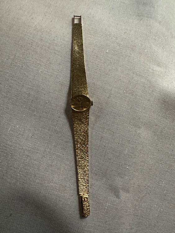 18金無垢のビンテージデ．ビル（高級時計）の商品画像 - 査定依頼日：2025年11月27日 - 最高査定価格：1,000,000円