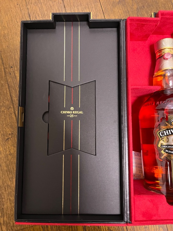 25年（お酒）の商品画像 - 査定依頼日：2026年5月23日 - 最高査定価格：13,000円