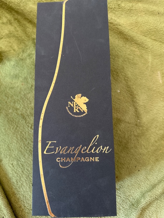 エヴァンゲリオン（お酒）の商品画像 - 査定依頼日：2025年6月18日 - 最高査定価格：8,000円