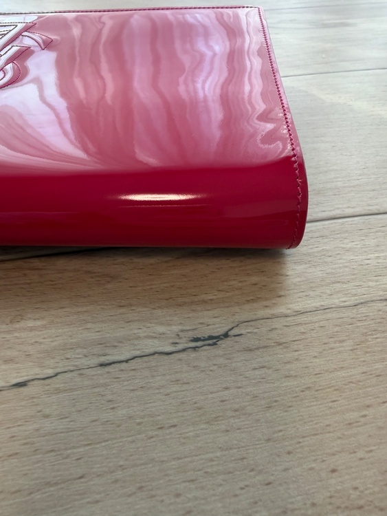 クラッチバッグ　（ブランドバッグ）の商品画像 - 査定依頼日：2026年2月15日 - 最高査定価格：20,000円