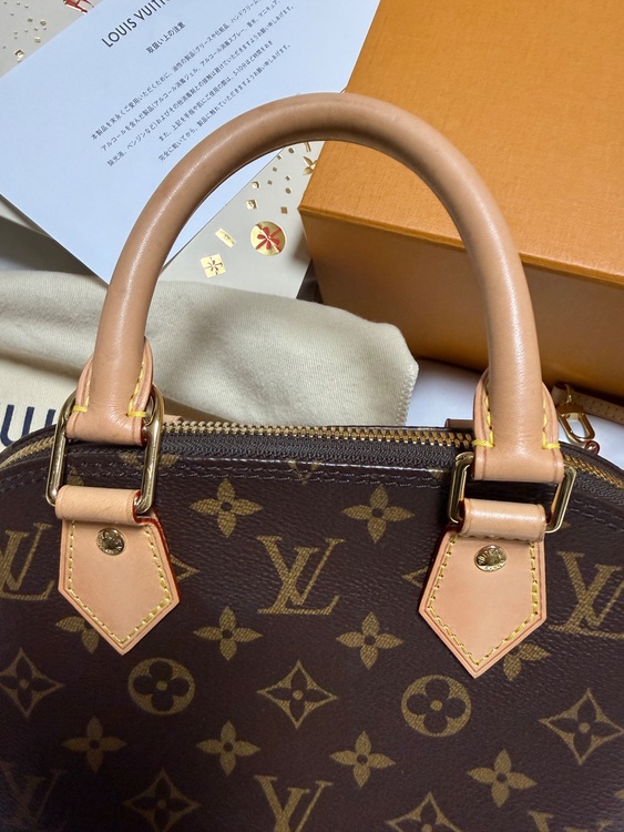 アルマbb（ブランドバッグ）の商品画像 - 査定依頼日：2025年11月15日 - 最高査定価格：120,000円