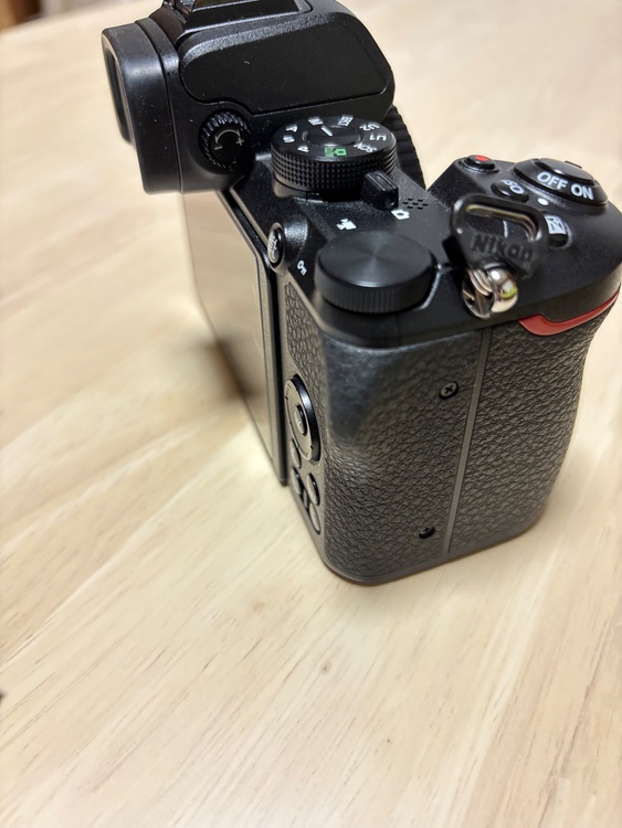 NikonZ50 ダブルレンズキット（カメラ）の商品画像 - 査定依頼日：2026年8月22日 - 最高査定価格：74,000円