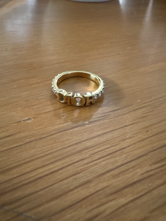 ディオール  （ブランドバッグ）の商品画像 - 査定依頼日：2025年9月18日 - 最高査定価格：27,000円