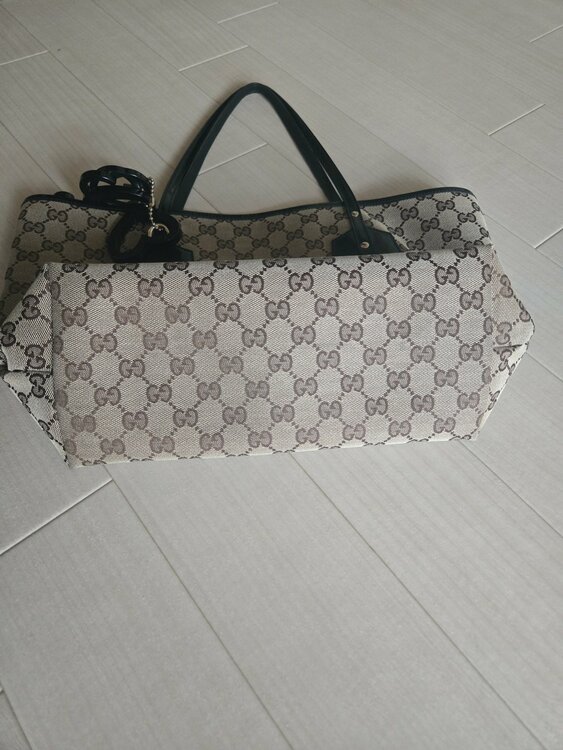 キャンパス地G Gマーク（ブランドバッグ）の商品画像 - 査定依頼日：2026年2月7日 - 最高査定価格：100,000円