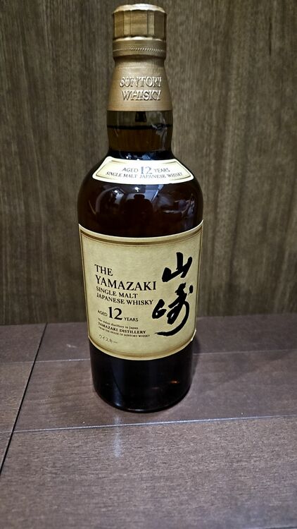 ウイスキー サントリー山崎 （お酒）の商品画像 - 査定依頼日：2025年9月28日 - 最高査定価格：11,000円