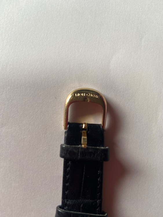 その他 その他 MonChere腕時計MC-002（高級時計）の商品画像 - 査定依頼日：2025年9月9日 - 最高査定価格：120,000円