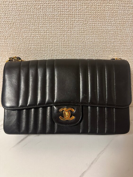 マドモアゼルラムスキン（ブランドバッグ）の商品画像 - 査定依頼日：2025年3月31日 - 最高査定価格：300,000円