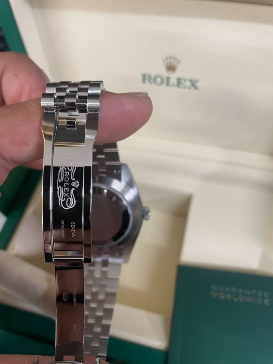 ロレックス デイトジャスト 12630（高級時計）の商品画像 - 査定依頼日：2026年2月25日 - 最高査定価格：1,830,000円