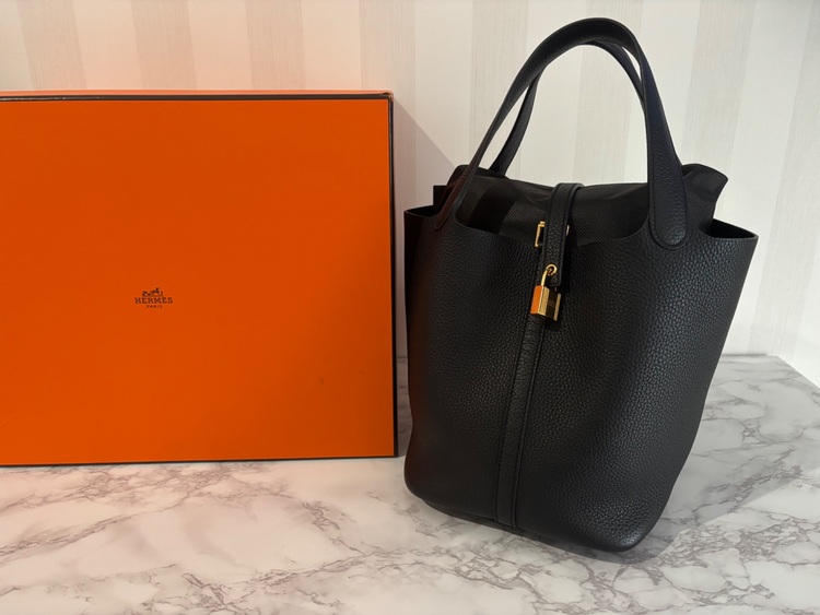 エルメス ピコタン （ブランドバッグ）の商品画像 - 査定依頼日：2025年9月15日 - 最高査定価格：500,000円