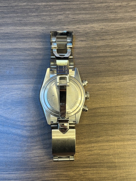 チューダー ブラックベイ （高級時計）の商品画像 - 査定依頼日：2026年1月24日 - 最高査定価格：530,000円