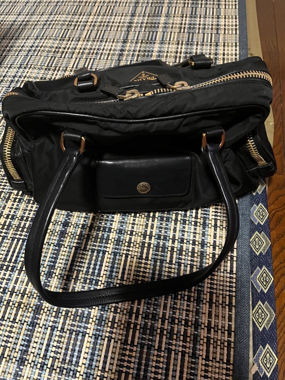 わかりません。（ブランドバッグ）の商品画像 - 査定依頼日：2025年8月24日 - 最高査定価格：10,000円