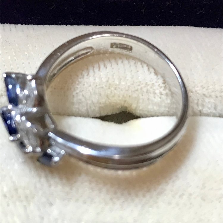 サファイアの指輪（宝石）の商品画像 - 査定依頼日：2022年12月4日 - 最高査定価格：23,000円