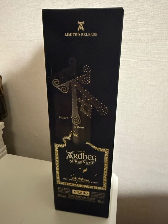 ウイスキー アードベッグ （お酒）の商品画像 - 査定依頼日：2025年5月19日 - 最高査定価格：45,000円