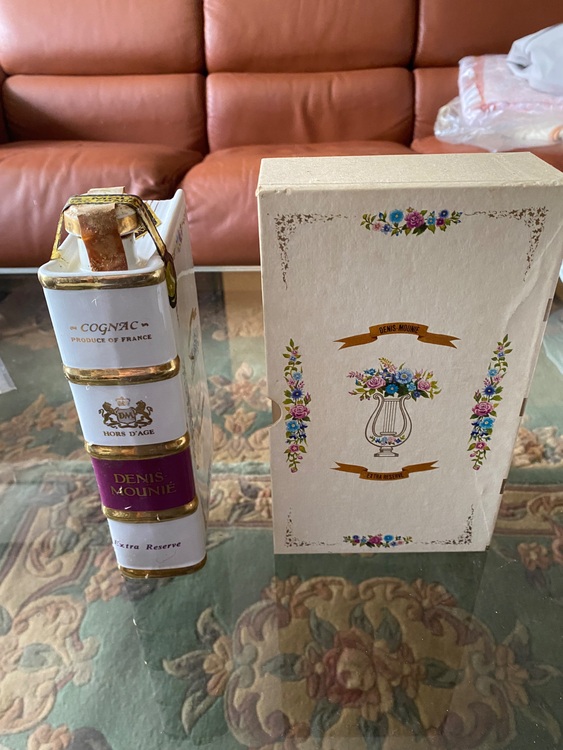 ブランデー ブランデー(その他) （お酒）の商品画像 - 査定依頼日：2025年6月15日 - 最高査定価格：10,000円