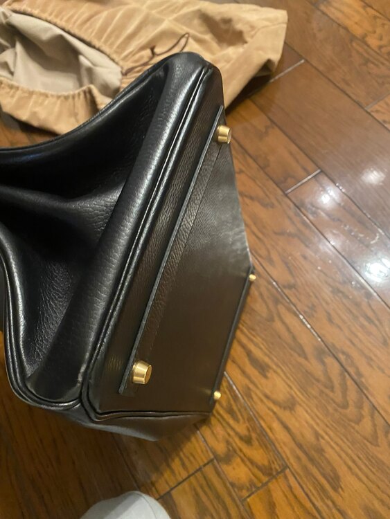 エルメス　バーキン　黒　40（ブランド財布・小物）の商品画像 - 査定依頼日：2024年11月15日 - 最高査定価格：800,000円