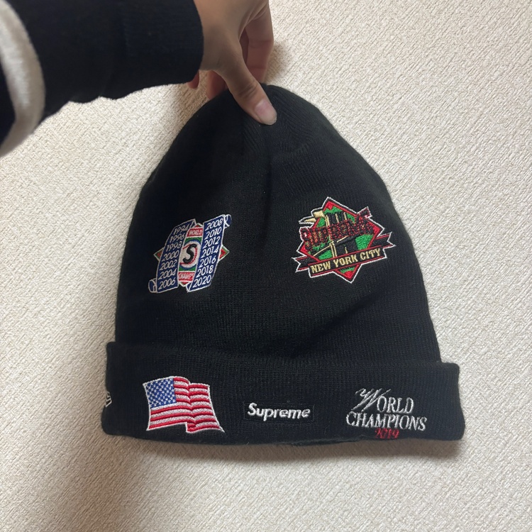 Supreme FW19 New Era Championship Beanie（古着・ファッション）の商品画像 - 査定依頼日：2025年12月12日 - 最高査定価格：3,000円