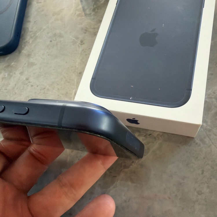 iPhone iPhone 17 Pro Max 256GB SIMフリー（スマホ）の商品画像 - 査定依頼日：2026年8月14日 - 最高査定価格：169,000円