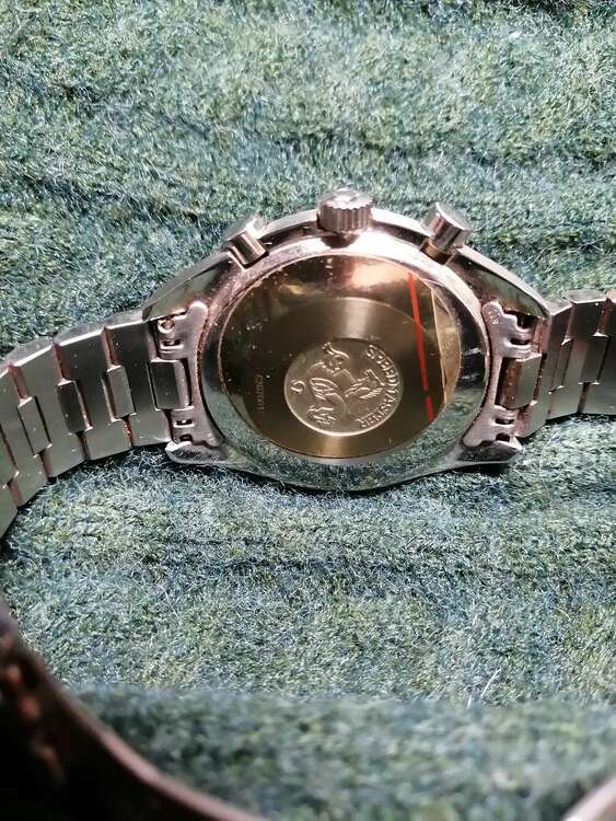 オメガスピードマスター　オートマチック（高級時計）の商品画像 - 査定依頼日：2025年3月21日 - 最高査定価格：370,000円