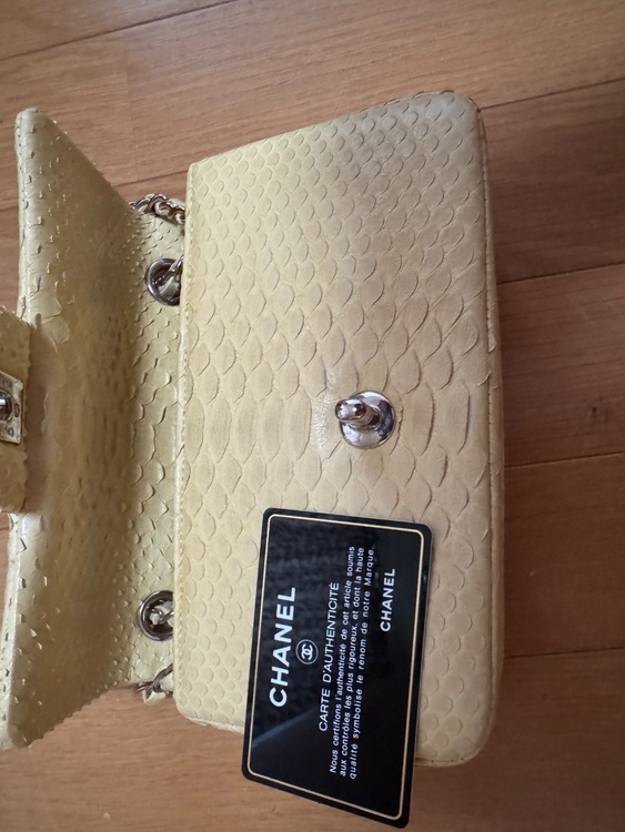 商品名不明　18092501（ブランドバッグ）の商品画像 - 査定依頼日：2025年7月19日 - 最高査定価格：400,000円