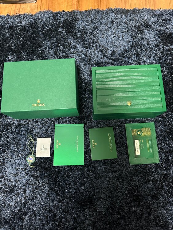 ロレックス エアキング 126900（高級時計）の商品画像 - 査定依頼日：2025年4月1日 - 最高査定価格：1,300,000円