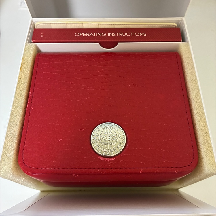 スピードマスタープロフェッショナル（高級時計）の商品画像 - 査定依頼日：2026年2月27日 - 最高査定価格：700,000円