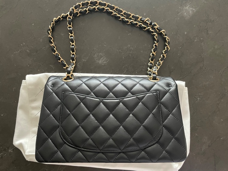 シャネル マトラッセ （ブランドバッグ）の商品画像 - 査定依頼日：2025年8月31日 - 最高査定価格：650,000円