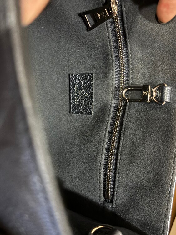 オンザゴーPM アンプラント（ブランドバッグ）の商品画像 - 査定依頼日：2025年4月28日 - 最高査定価格：210,000円