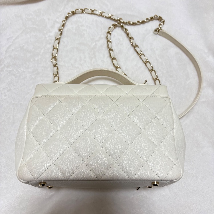 ビジネスアフィニティ（ブランドバッグ）の商品画像 - 査定依頼日：2025年11月23日 - 最高査定価格：400,000円