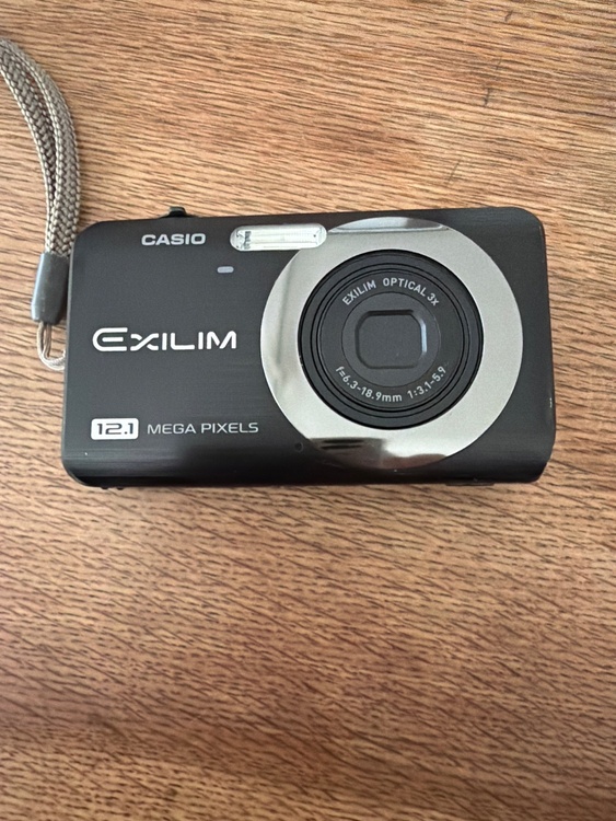 CASIO（カメラ）の商品画像 - 査定依頼日：2026年4月6日 - 最高査定価格：10,000円