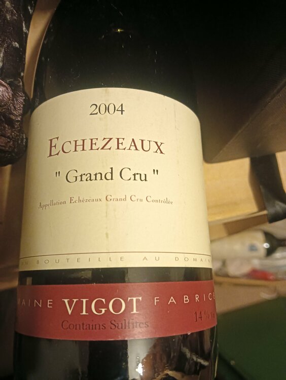 2004 エシェゾー　Grand Cru（お酒）の商品画像 - 査定依頼日：2026年3月1日 - 最高査定価格：15,000円
