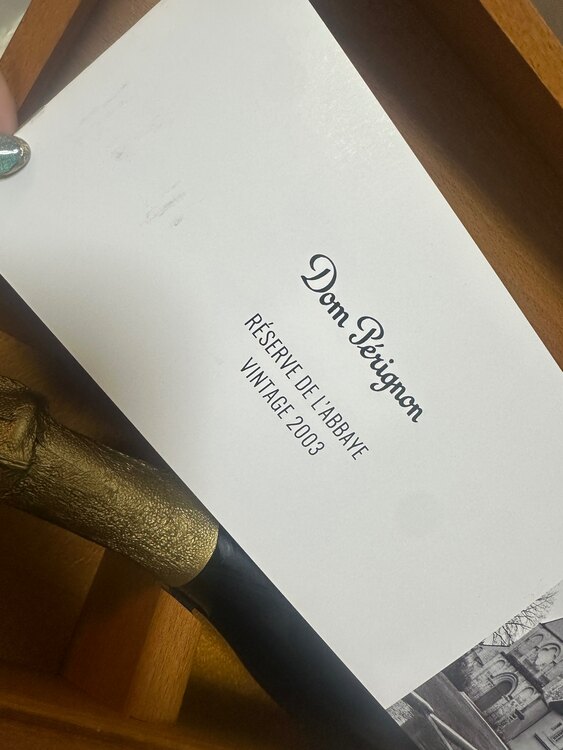 ドンペリ　ラベイ（お酒）の商品画像 - 査定依頼日：2025年5月2日 - 最高査定価格：85,000円