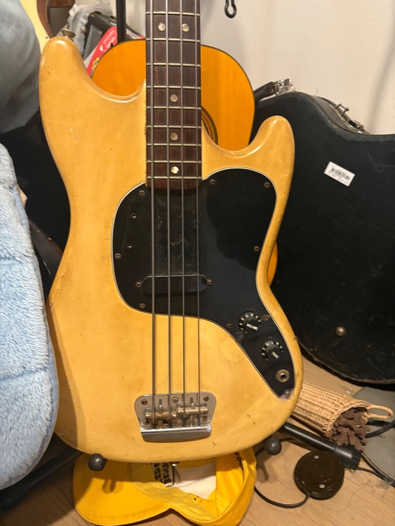 1978年製 Fender Musicmaster Bass（ピアノ・楽器・PA機材）の商品画像 - 査定依頼日：2026年6月29日 - 最高査定価格：135,000円