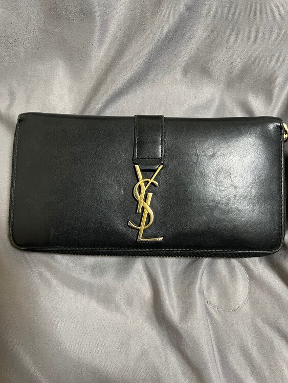 ysl長財布（ブランド財布・小物）の商品画像 - 査定依頼日：2025年4月3日 - 最高査定価格：1,200円